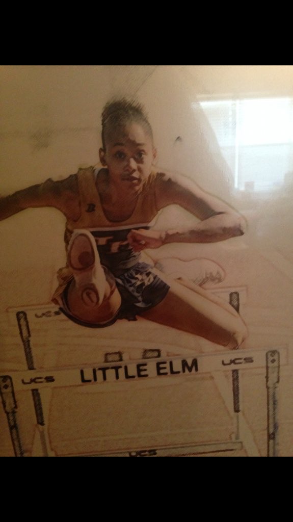 the29thPaige's tweet photo. Throwbyke. Still hold the record in hurdles at my high school. Been on. 💅🏾✨ #SameOleE https://t.co/0JUcUn2q1B