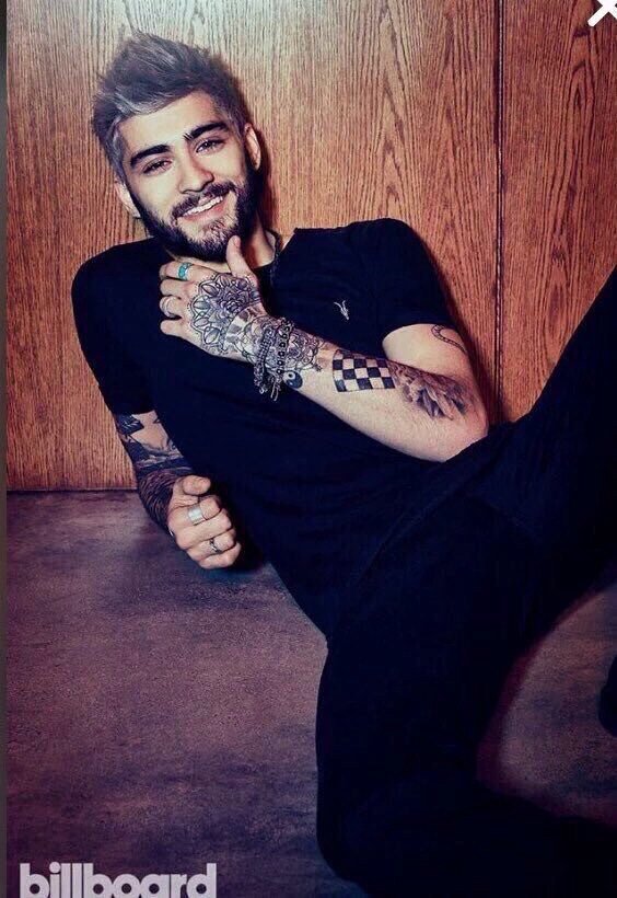 fifaIou's tweet photo. I'm just glad that he's happy now and I'll always support him and I'm excited for his music to come #ZaynOnBillboard https://t.co/qUWPT4CYnG