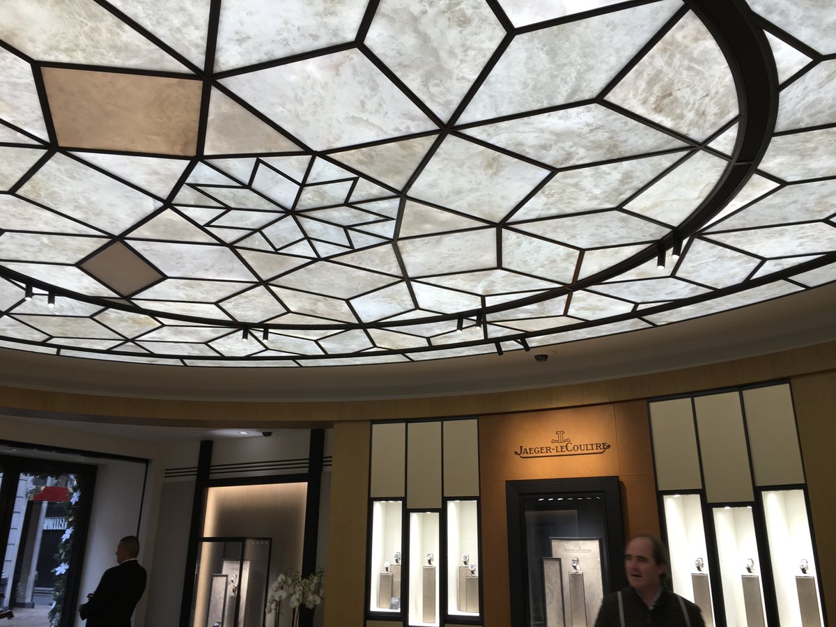 UnitedAlabaster's tweet photo. #alabaster from Gelsa to London...New Bond Street, project by Atelier Allain,nuestras canteras #Aragon al mundo ,,,, https://t.co/maELzgrsGb