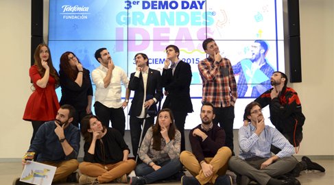 RevistaHaz's tweet photo. @Saralifewire @_ClickAndTeach_ @aventurasdeTate Jóvenes emprendedores sociales @fundacionTef https://t.co/bqrIuBaceN https://t.co/n37qatCt1K