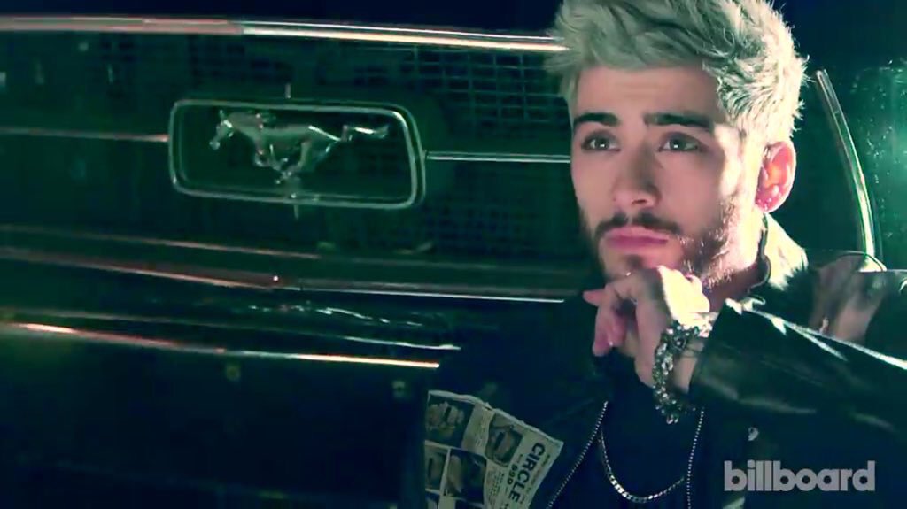 ZaynJMMex's tweet photo. Behind the scenes para a @billboard: "Zayn Malik: One Day In Benedict Canyon"
#ZaynOnBillboard
#ZJMMX https://t.co/LI00efVC3W