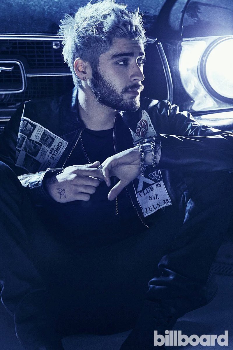 lourrysgolden's tweet photo. zayn's side profile is so attractive 

#ZaynOnBillboard https://t.co/5h31GY43cx