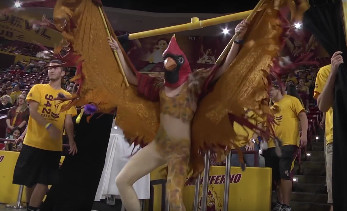 KolfPack's tweet photo. VIDEO: A little "Curtain of Distraction" from @TheSunDevils for all of our #KolfPack fans! https://t.co/pRwqW2Uil7 https://t.co/5yu6f5EEwZ