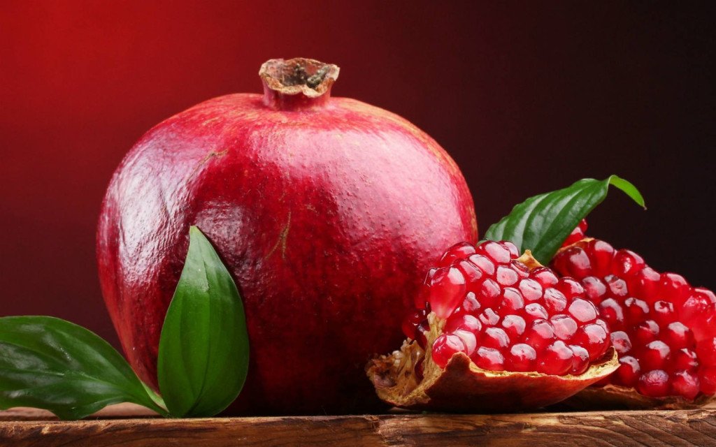 InspBeautyTips's tweet image. Pomegranate &amp;amp; Green ... bit.ly/1RlDOxg #beauty #DIY #pomegranate #greentea #facecare #beautytips #facemask