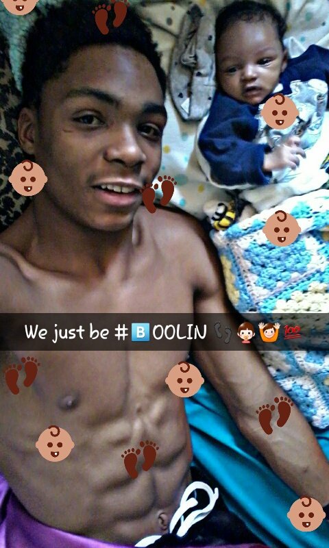 _xWatchMeFlow tweet picture