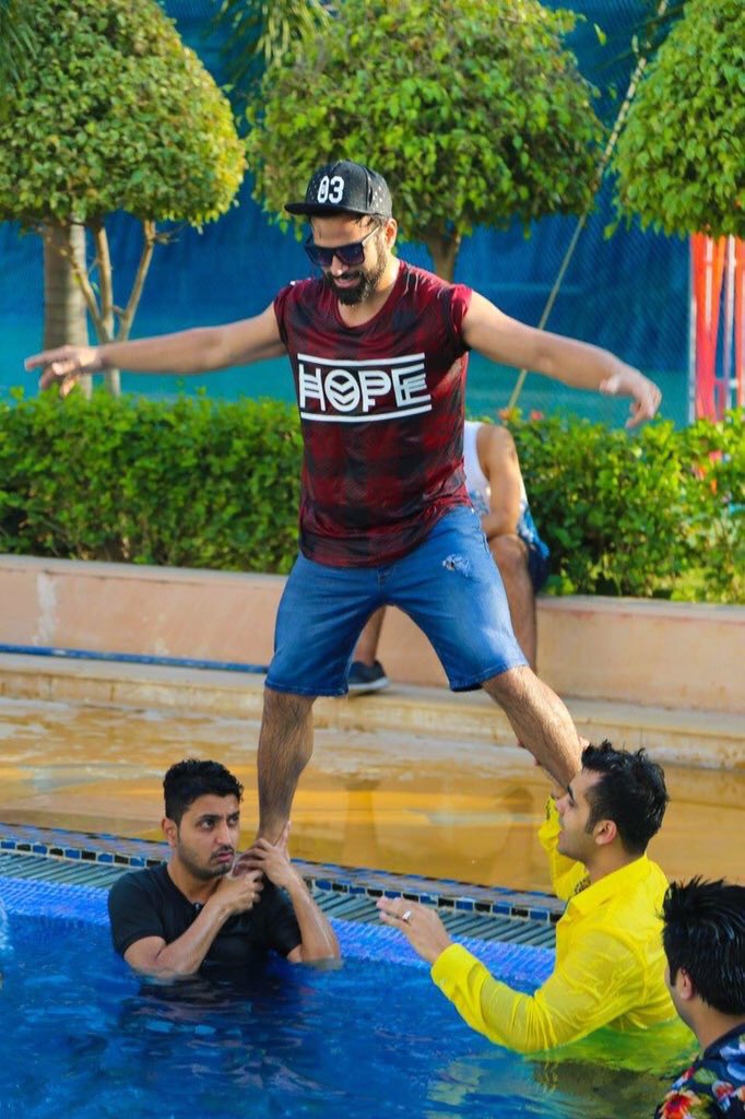 Embedded image permalink