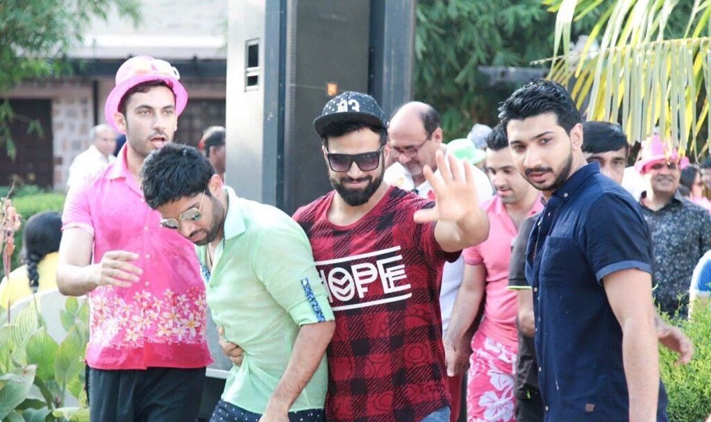 Embedded image permalink