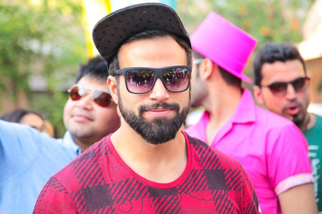 Embedded image permalink