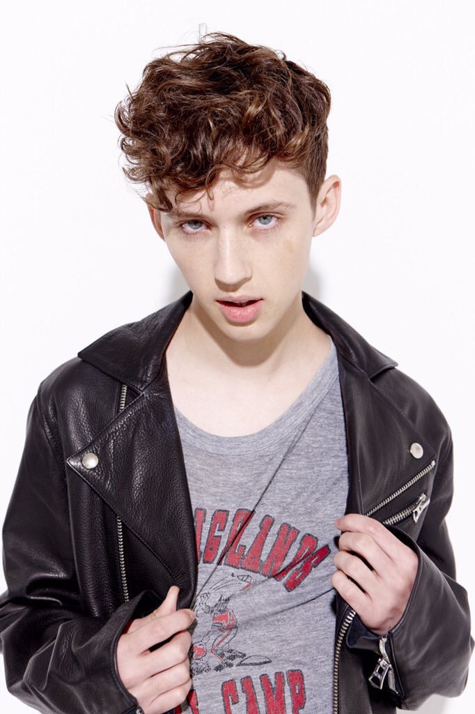 troye sivan france on twitter troye pour rolling stone australia troye sivan france on twitter troye pour rolling stone australia