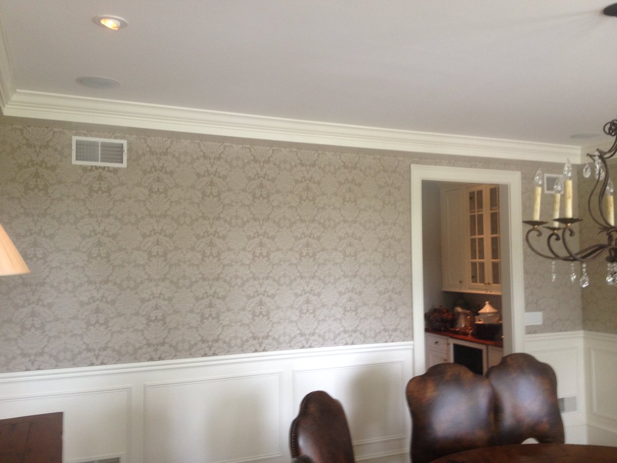 Acoustic_Panel's tweet image. Noisy dinning room made softer. Acoustic and fabric treatments by Acoustic Finishes