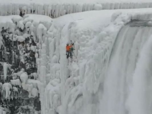 Poncho On Twitter In The Winter Of 1932 The Us Was So Cold That Niagara Falls Froze Solid Glad It S Not The Winter Of 32 Https T Co Ns9oxtw2ew
