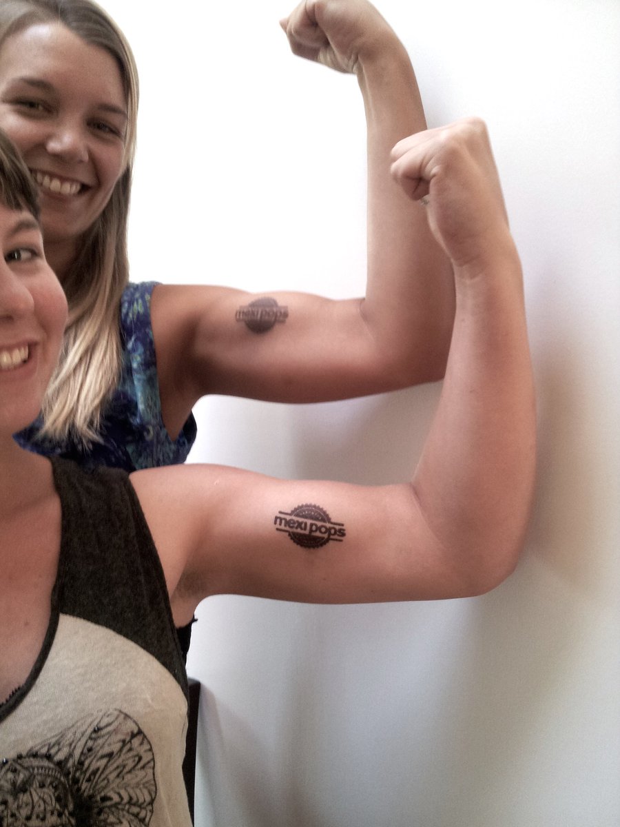 #TBT to a couple of the crew showing off their mexi muscles! 
#girlpower #mexipops