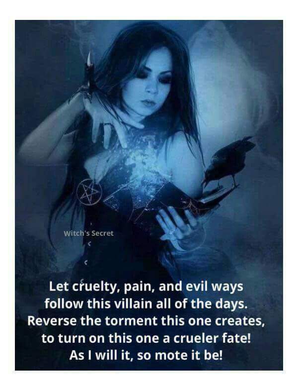 witchestown's tweet image. 