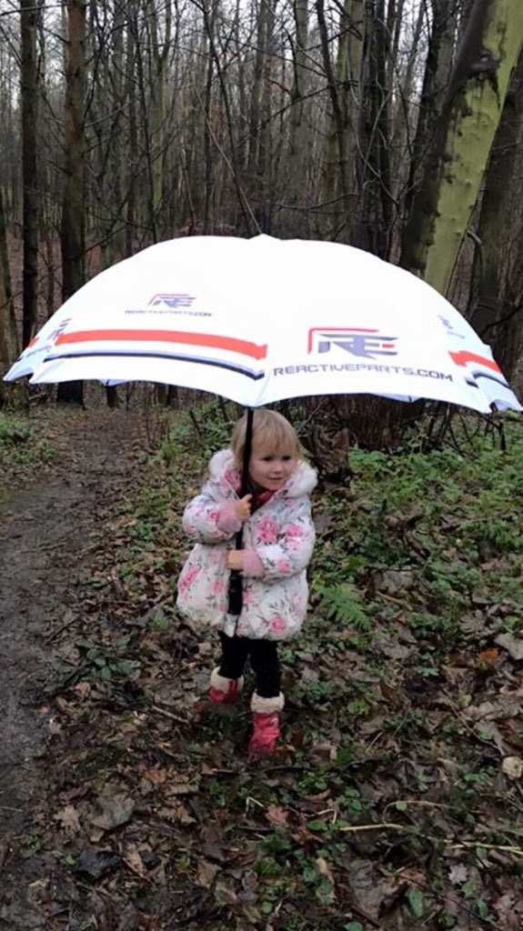 Gary_Johnson69's tweet photo. So @Reactive_Parts  pull it out the bag again and find me a new brolly girl for 2016 :)
@beklennox  #littleAmy xx https://t.co/EkbIEnDjrU