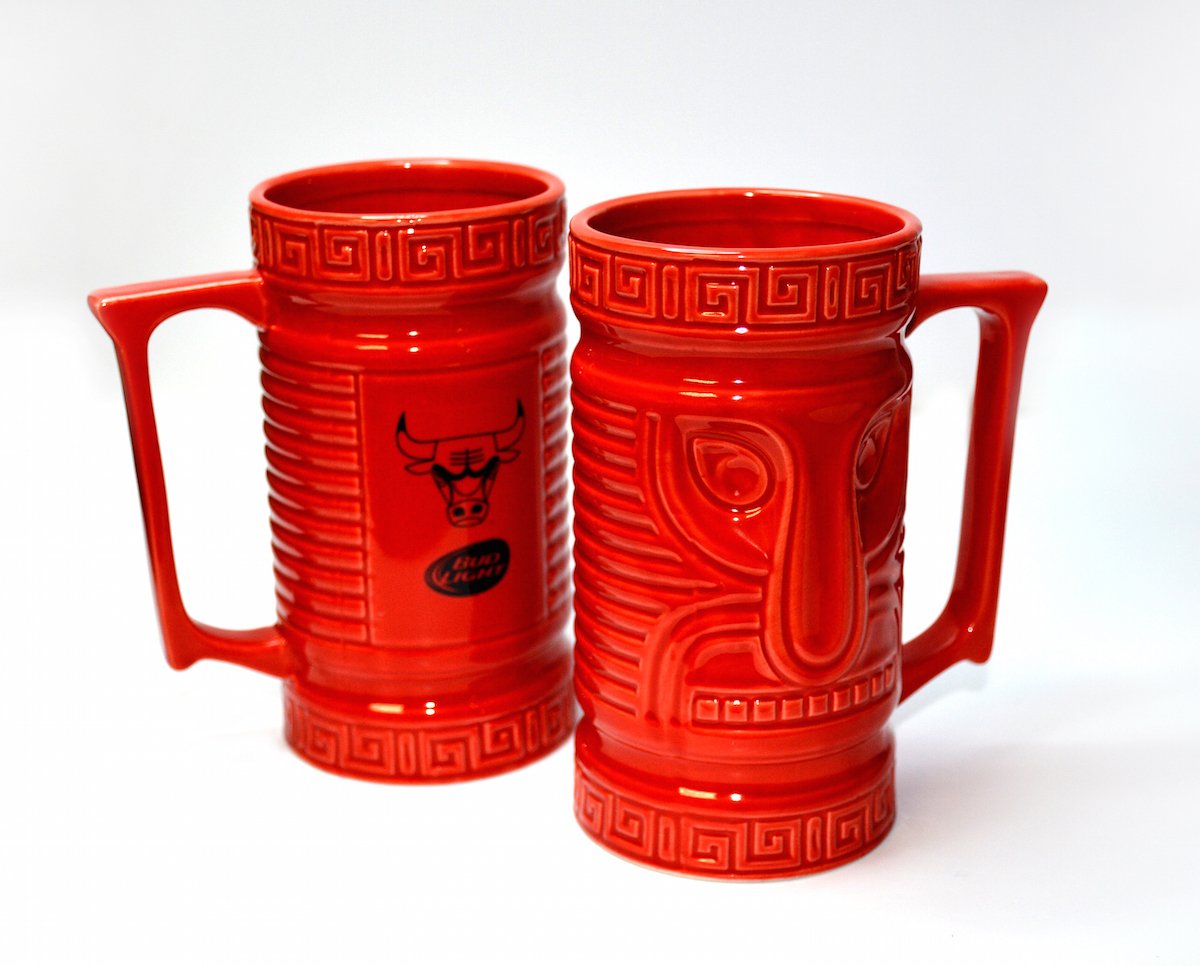 chicagobulls's tweet photo. Need a new cup for your drink?! (You know you do!) Tonight's giveaway, for fans 21+, is a @budlight Tiki Cup! https://t.co/uO6vS1Jqqc