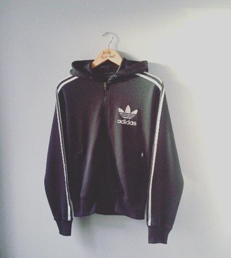 Friingues's tweet photo. Adidas https://t.co/2tfaMF5CMs