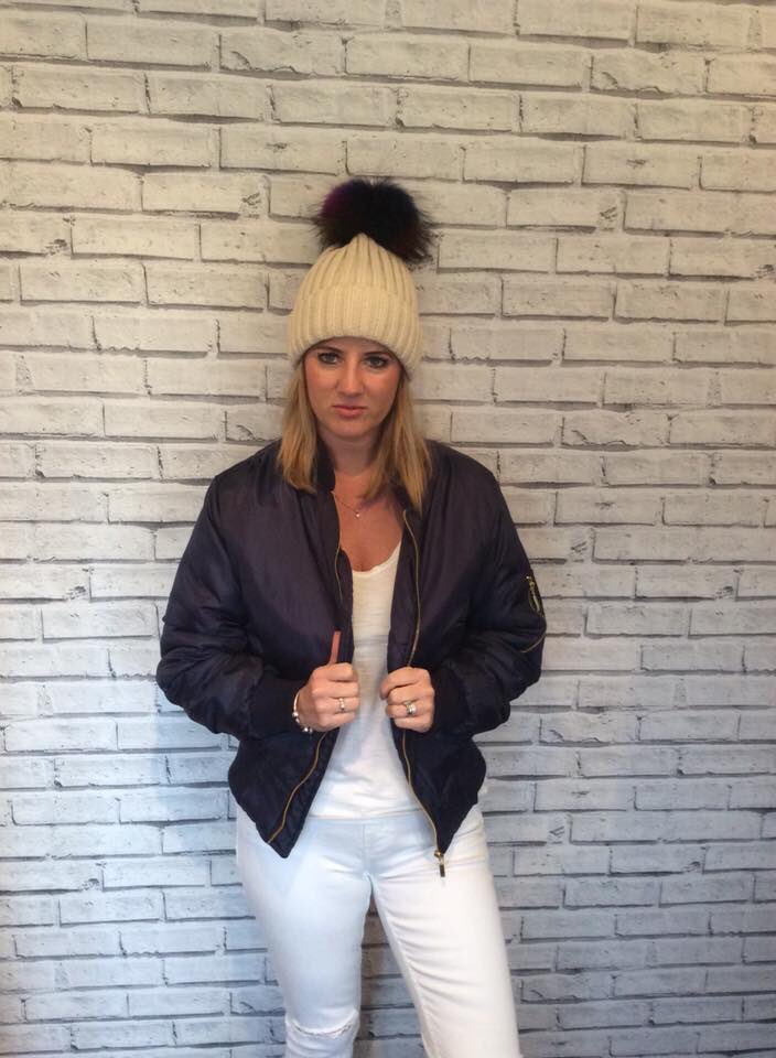 PaulWeller18's tweet photo. New Boutique open ladies, please share 😀 https://t.co/MPmWwHqLC2 #rubyroux #bargains https://t.co/qfUHtkWyWG