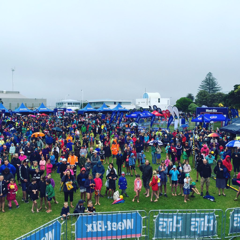 ValerieAdams84's tweet photo. @WeetBixNZ Tryathlon is under way in Mount Maunganui 👌🏽 https://t.co/Be1PAOpAQm