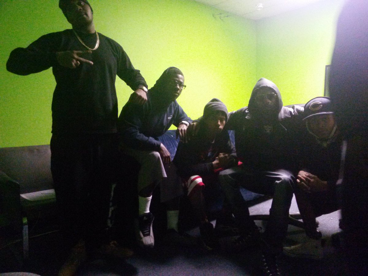 Young_Chasers16's tweet image. Young  Ent. N youngchasers