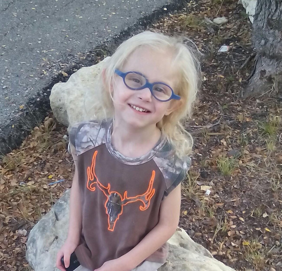 BNSaunders's tweet photo. RIP sweet Jayden

Donations for his headstone. Please help by sharing. Thank you.
https://t.co/wMseCEKqwf https://t.co/iOQtCcxX58