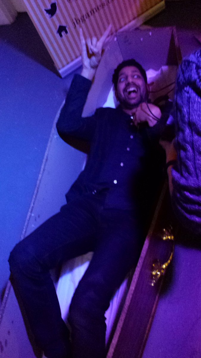 The intrepid <a href="/DanDaRocha/">Dan Da Rocha</a> takes a quick nap in <a href="/Taphobos/">Taphobos</a>!