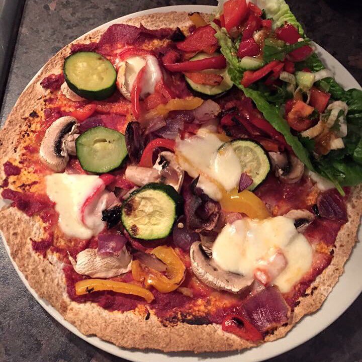SarahsAloe's tweet photo. #cheatpizza #foodporn #healthyeating #fitness #fitmum #TeamDiamond #entrepreneur #goals #train #fitfamily #TheDrop https://t.co/8Lz2ZIt7el