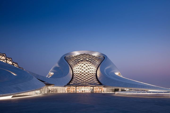 archdaily_es's tweet photo. Conoce esta obra en https://t.co/2fFzP1tgI4 https://t.co/yStZmRGosT