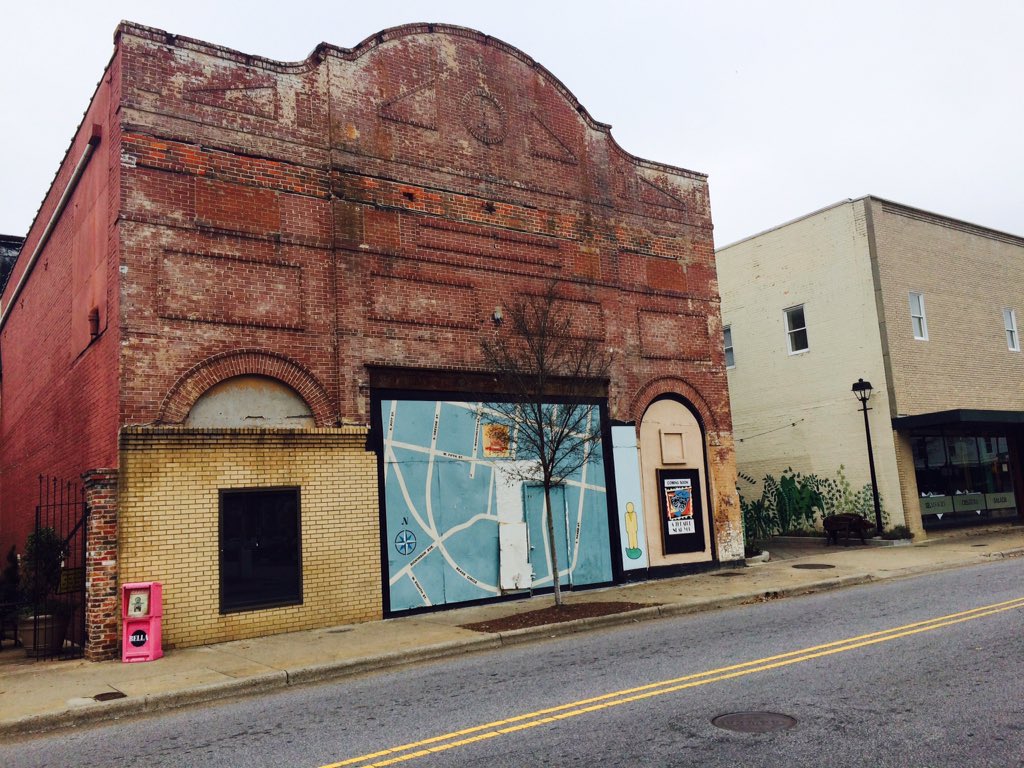 RebekahWCTI's tweet image. Abandoned @uptowngville theatre actually "coming soon". Bids being taken for contractors to renovate. More @wcti12