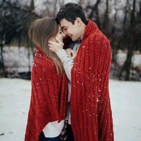 ali22922's tweet photo. أختصـرتُ الـدفءُ فـي حاجتيـن .. 
ضمـةً لحضنـگِ 
وشهقـة أنفاسـگِ ...
#متشرد 
#آلحـب_آلمستحيـل https://t.co/EUWTj78bxj