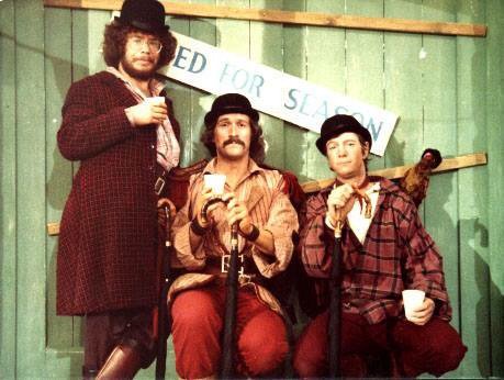 MikeGradysez's tweet photo. TBT #MikeWalling #TonyMillan & Me!@gradysez #Pirates of Penzance 1983 film. #KevinKline
#AngelaLansbury https://t.co/Z2PXmbEFml