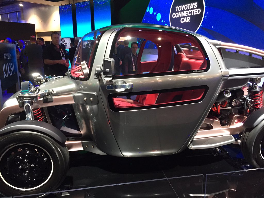 danhardendesign's tweet photo. Weird Toyota concept at #ces2016 shows odd proportions and "detail runaway" but good ergonomics. https://t.co/1ePmxbesd0