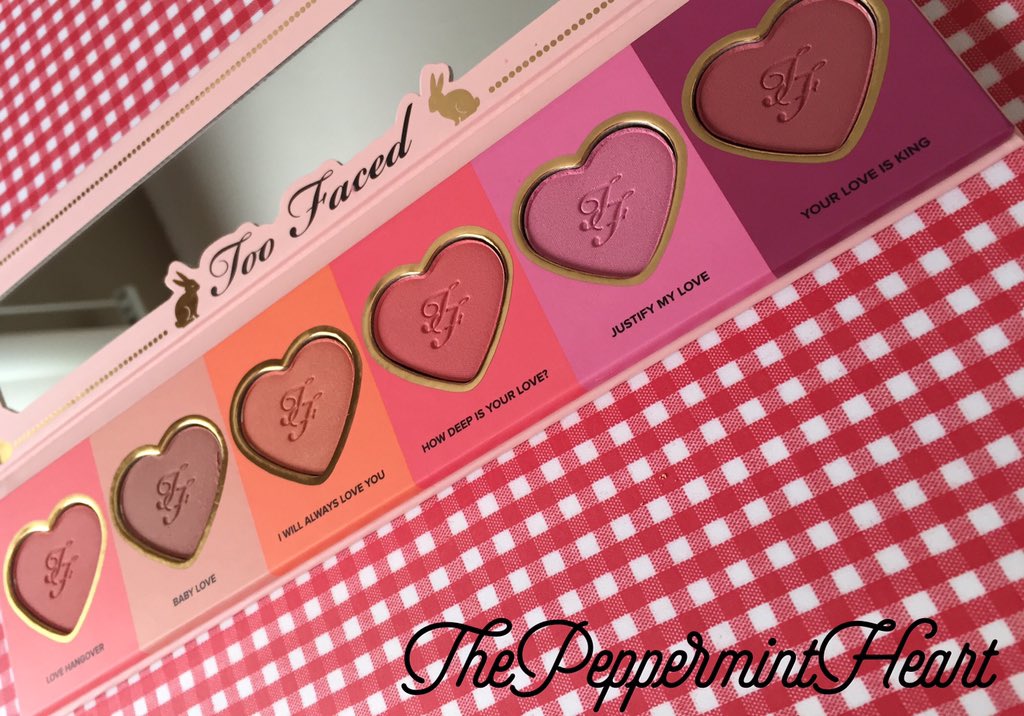 PeppermintBlogs's tweet image. New! Check out my review on the @TooFaced Love Flush Blush Palette! 
thepeppermintheart.blogspot.com/2016/01/too-fa…