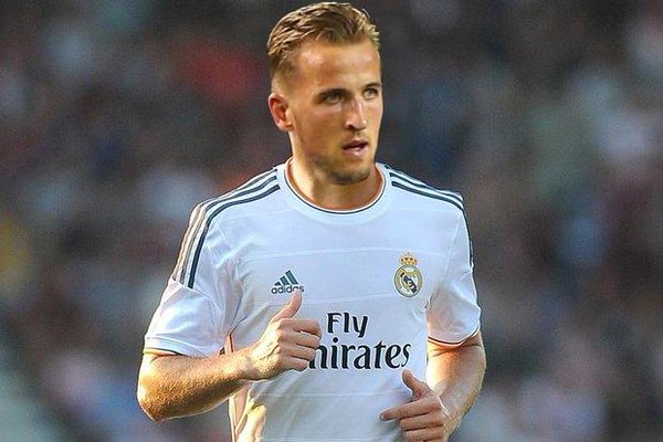 TRNDRfootball's tweet photo. BOOOM!! Real Madrid are considering replacing Cristiano Ronaldo with Harry Kane. #THFC #RMCF (Telegraph) https://t.co/BBQ4b3ufxt