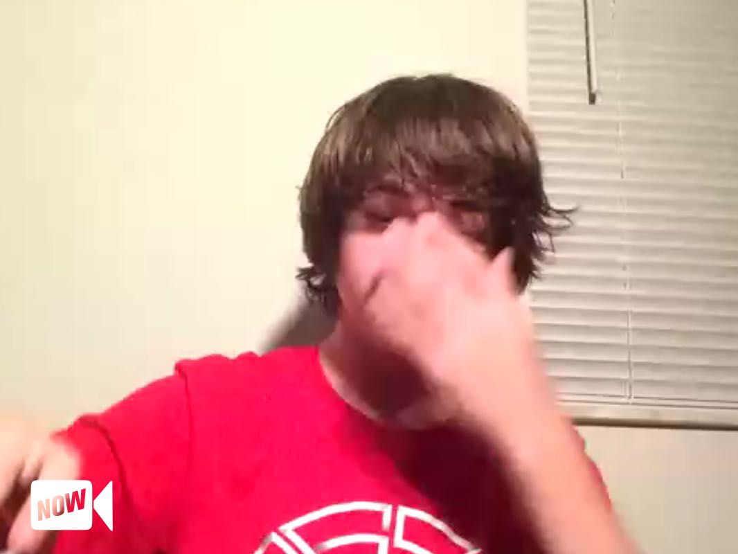 BellaVap's tweet photo. 🔴 LIVE Onlyonedustyn on #YouNow - Yee https://t.co/HJ40FDrmmi https://t.co/VsBZG7gaY4