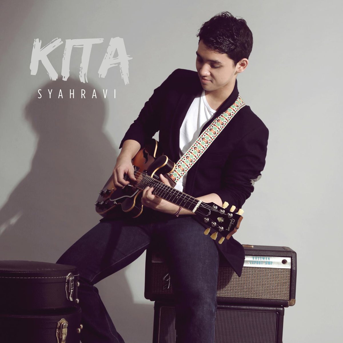 vradiofm's tweet photo. Jam 9 nanti, akan ada @SyahraviD di #HappyFriday 
|Mau titip pertanyaan apa? https://t.co/jaSTlJ7g8Z
