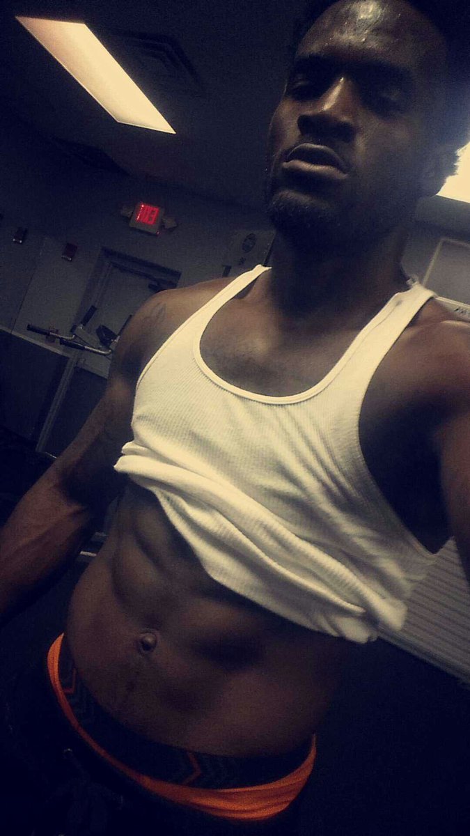 _BullBlocker's tweet image. I'm js working! #TeamBullBlocker 👊👊👊