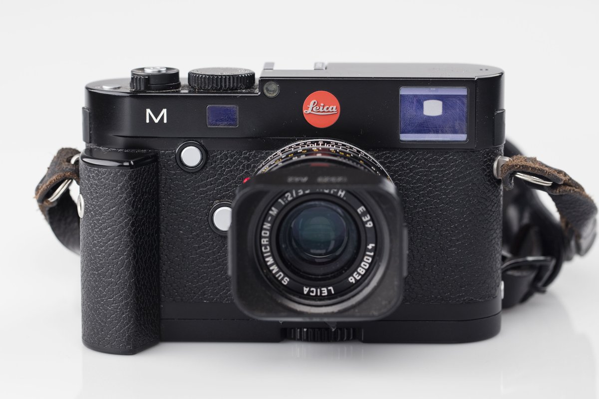 CarryCamera's tweet image. Playing with my lighting table today by #mamiya #Leica #leicaM240 #Summicron