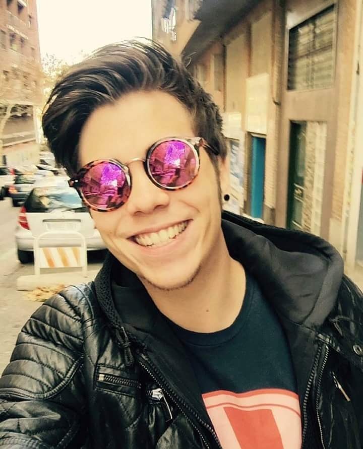 19_stephania's tweet photo. Eres tan hermoso @Rubiu5 https://t.co/kWC3ByZMmC