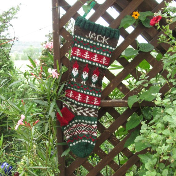 GigiSantasSocks's tweet photo. Now taking orders for 2016! Get 10% discount via #etsy #GnomesChristmasStocking #CustomStockings #knitting #xmas https://t.co/eY7gN1f60Y