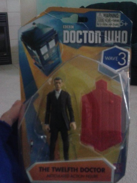 ladylogic2002's tweet image. My mom got this for me #Whovian