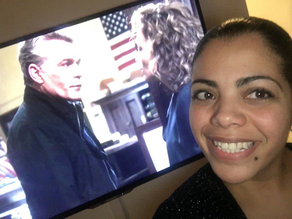 TheDiazNY's tweet photo. Watching @nbcshadesofblue @JLo @rayliotta Amazing characters! #NBCUEmployee #ShadesOfBlueNBC #UNIDOS @UNIDOSTriState https://t.co/z3HtrLVTay