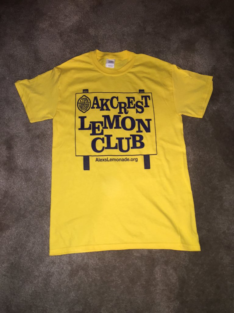 ohslemonclub's tweet photo. Shirts are in if anyone is interested in buying one! $10 a shirt! We'll be selling them tomorrow at Cabaret Night😜🍋 https://t.co/ulAJQa0o2M