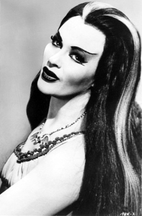 Remembering Yvonne De Carlo, who passed away January 8th 2007. One photo courtesy of doctormacro.com.
