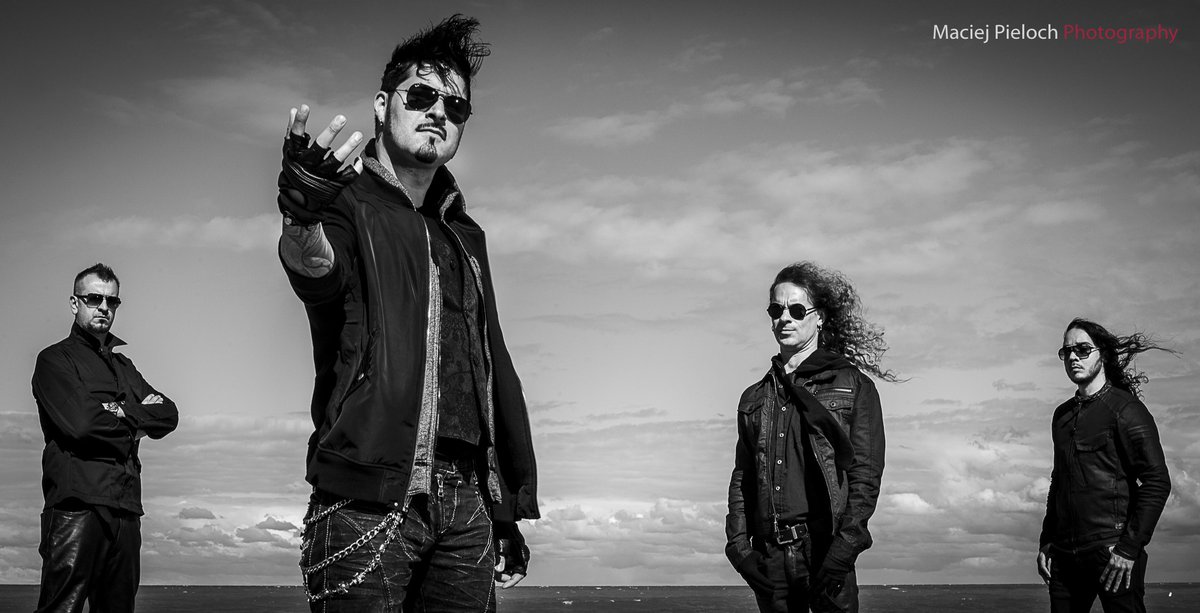 Roads_End_Band's tweet photo. @TheMetalBitch Road's End - Vader &amp; Behemoth ex member Project
Full Album Available on :
https://t.co/cTCgGSGl24 https://t.co/55HDLHz5Ey