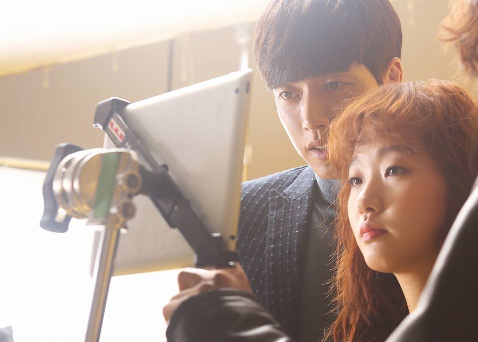 CYLOCFTUQAAZL__.jpg:large