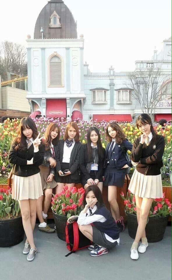 SNSD1122c's tweet photo. 一つも韓国のJKに
こんな要素ないよ笑
これは失礼すぎる笑
(一枚めの画像借りました) https://t.co/a0b345e6wK