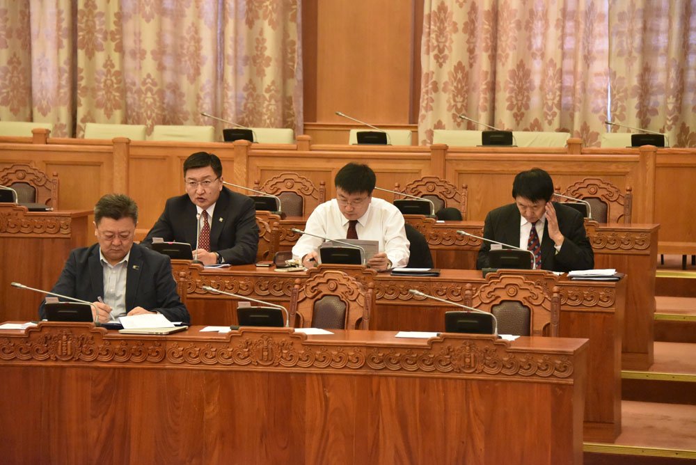 Сонгуулийн хуулийн эцсийн найруулгыг сонслоо dnn.mn/%D1%81%D0%BE%D…