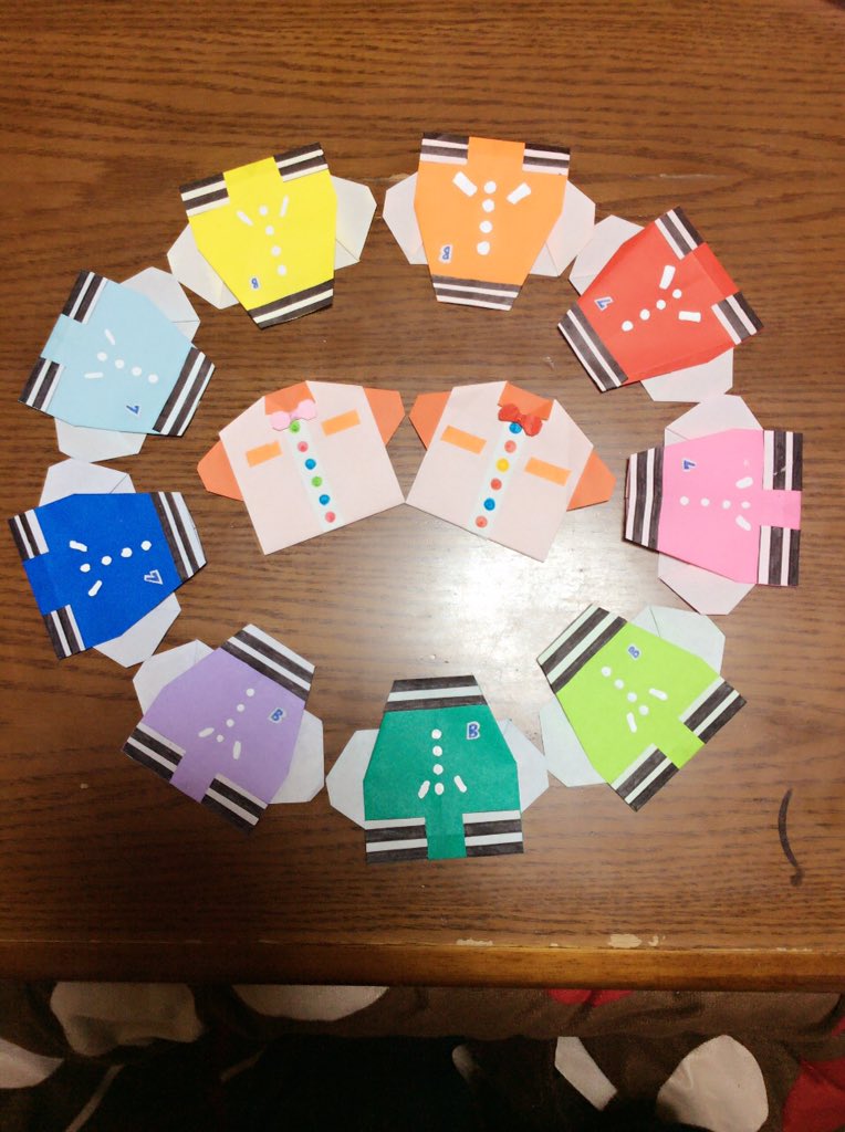 ট ইট র Hey Say Jumpの衣装を折り紙で作ってみた 2つだけのは涼介と知念のしか作ってません リボンとかが細かいから 少しでも良いなと思ったらrt Heysayjump T Co C8cktdwiqi ট ইট র Hey Say Jumpの衣装を折り紙で作ってみた 2つだけのは涼介と知念のしか作ってません リボンとかが細かいから 少しでも良いなと思ったらrt Heysayjump T Co C8cktdwiqi