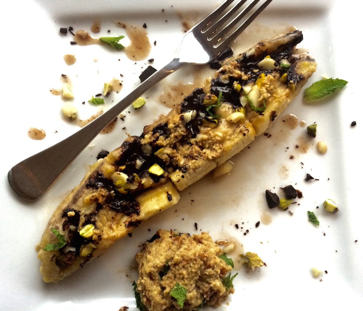 Sneak peek of my next recipe - baked banana splits! #paleo #vegan #healthydesserts
veganbakingnz.com