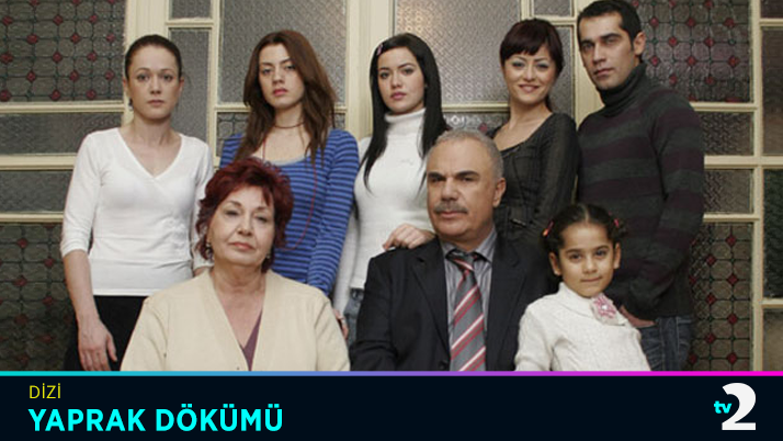 tv2Resmi's tweet photo. Reşat Nuri Güntekin'in romanından uyarlanan ve izlenme rekorları kıran Yaprak Dökümü şimdi #TV2de! 🍂 https://t.co/vTWwqfm549